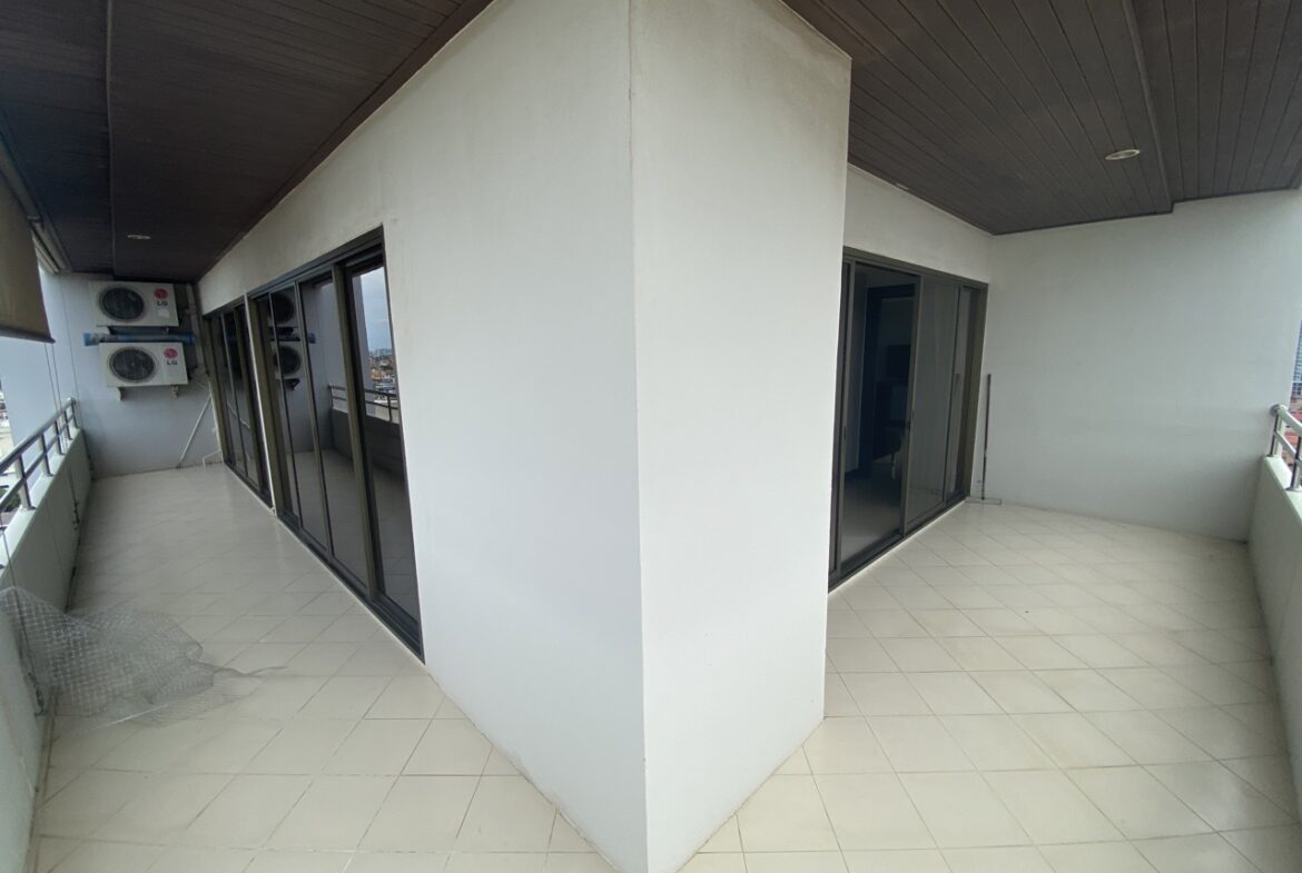 Center Point NR046 27