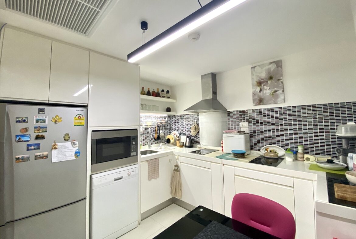 The Sanctuary WongAmat Condominium NR047 13