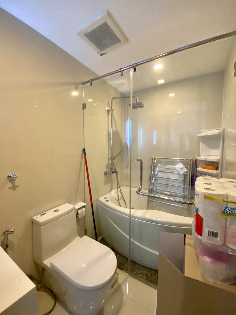 The Sanctuary WongAmat Condominium NR047 23