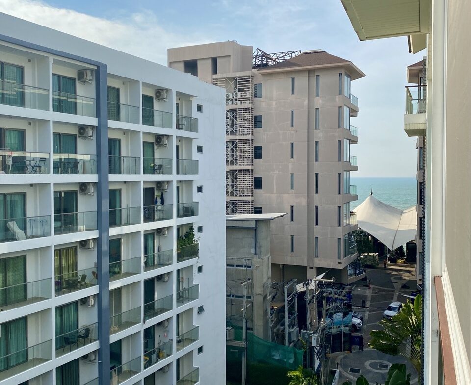 The Sanctuary WongAmat Condominium NR048 17