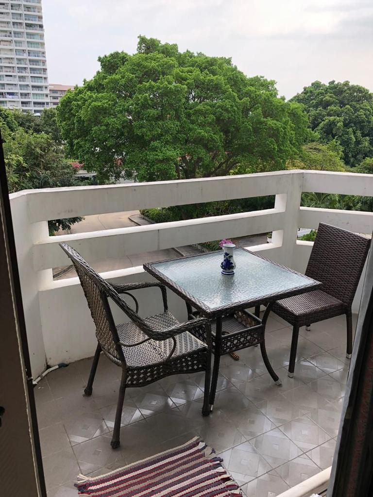 Jomtien Complex Condotel NR055 12