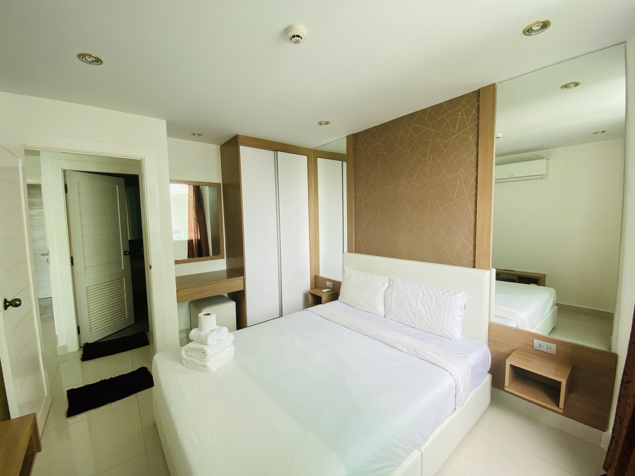 Amazon Residence Resort Jomtien NR058 4