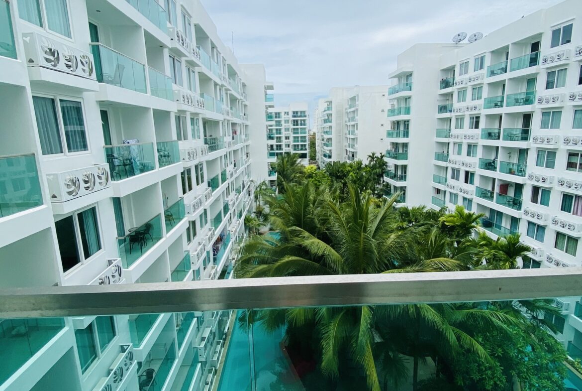 Amazon Residence Resort Jomtien NR058 8