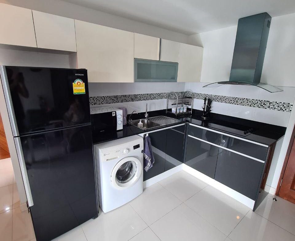 The Axis Condo NR062 9