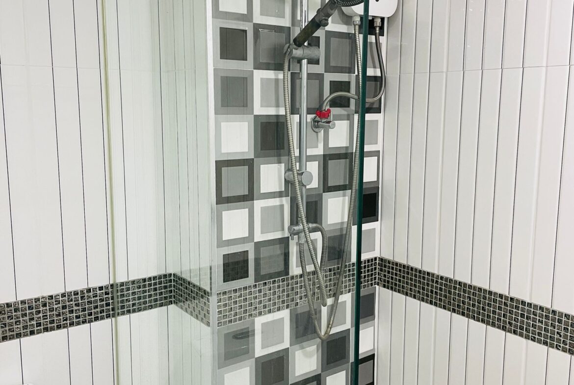Jomtien Beach Condo (Rimhaad) NR066 15