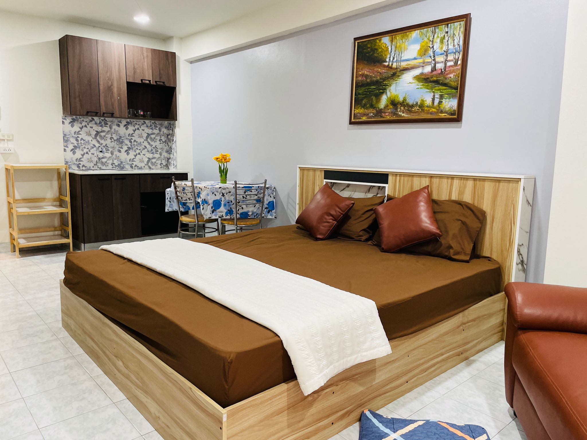 Jomtien Beach Condo (Rimhaad) NR066 3