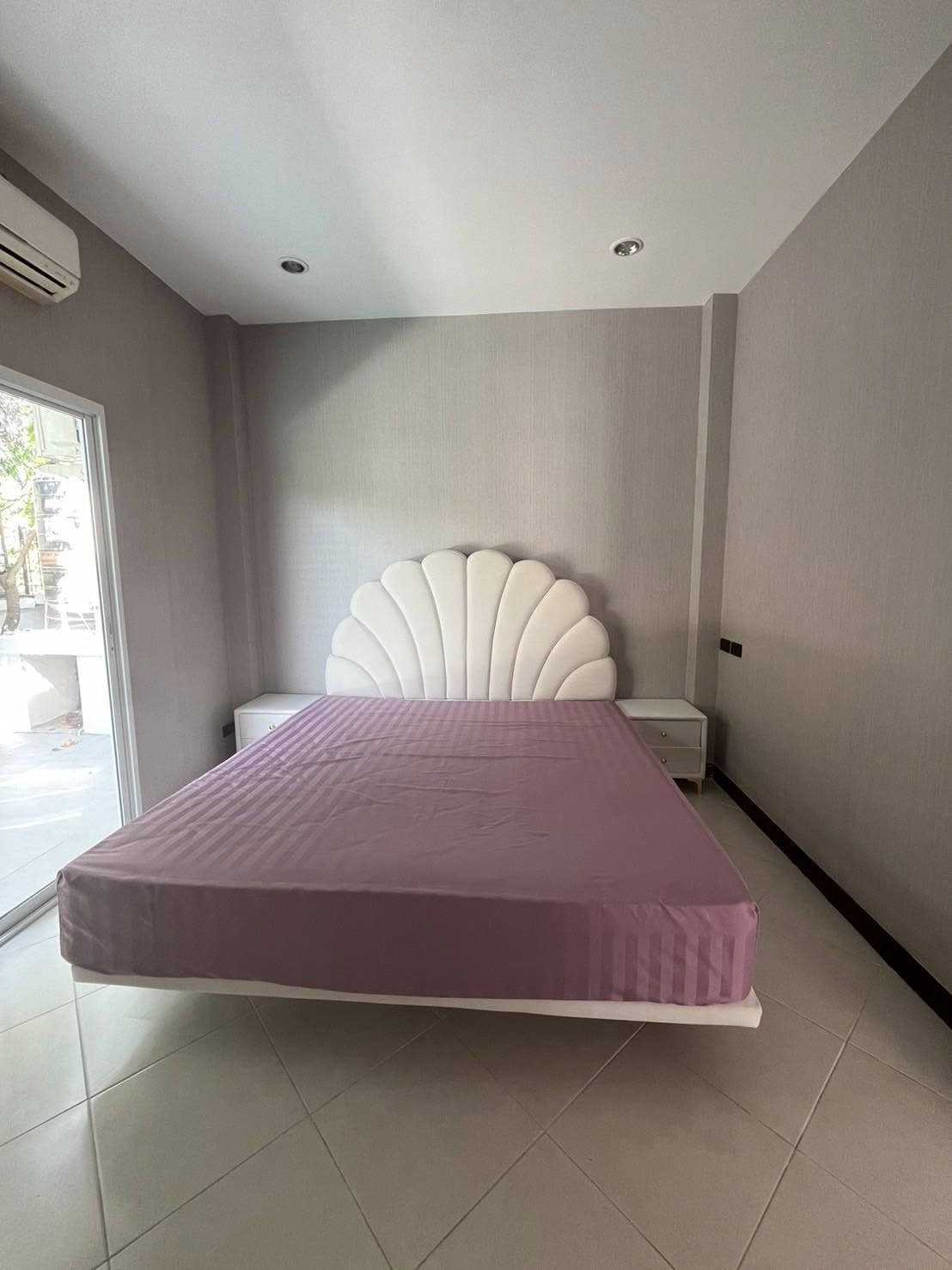 Pattaya Village NR070 9