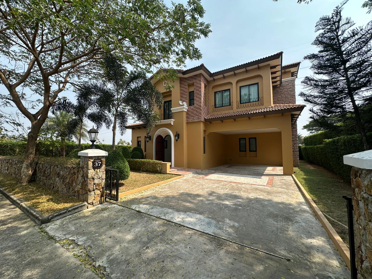 Chivani Pattaya NR075 16
