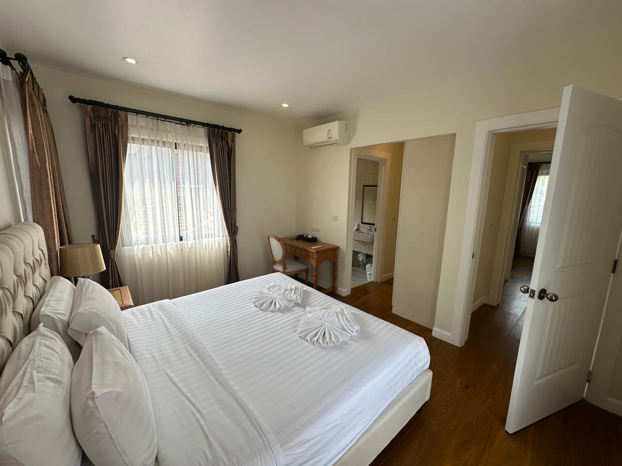 Chivani Pattaya NR075 20