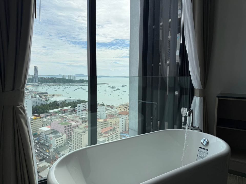 Edge Central Pattaya NR096 10