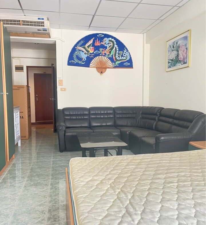 Jomtien Beach Condo (Rimhaad) NR108 2
