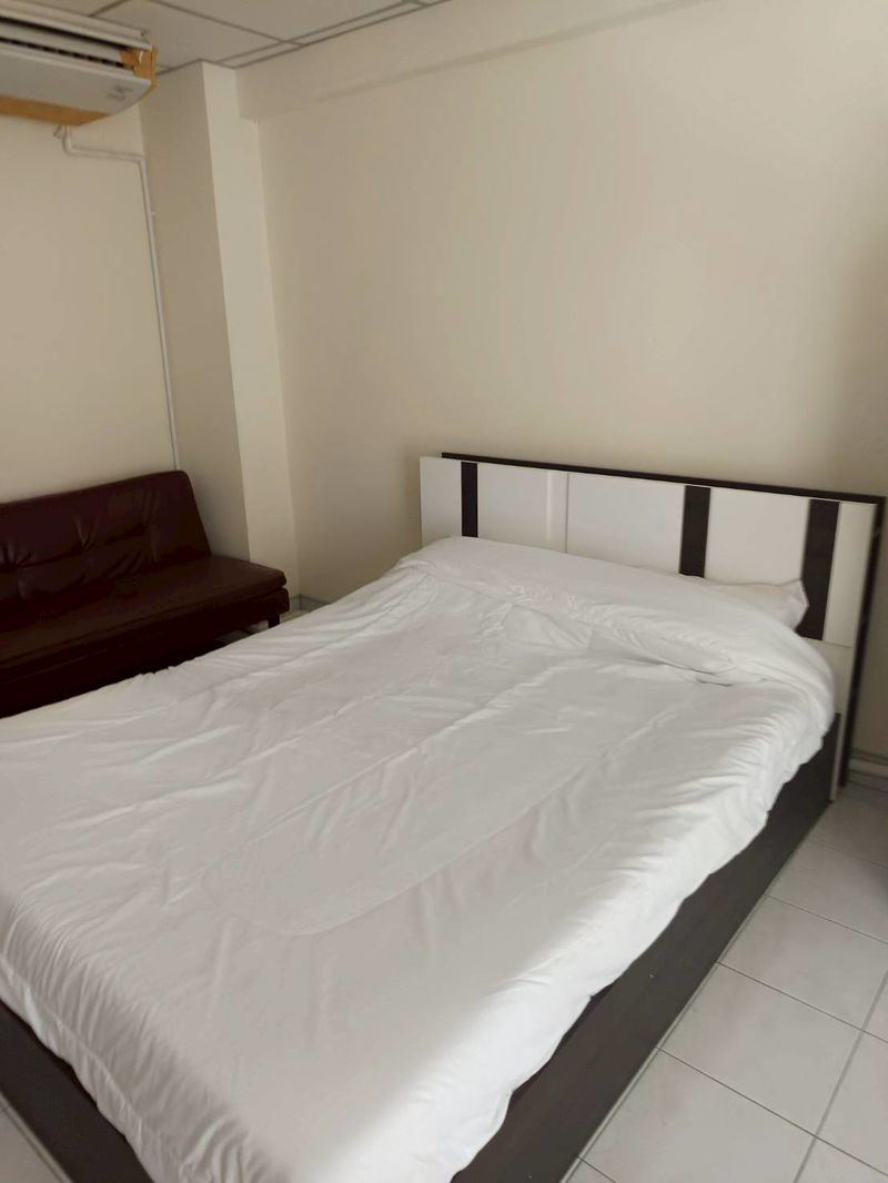 Jomtien Beach Condo (Rimhaad) NR111 6