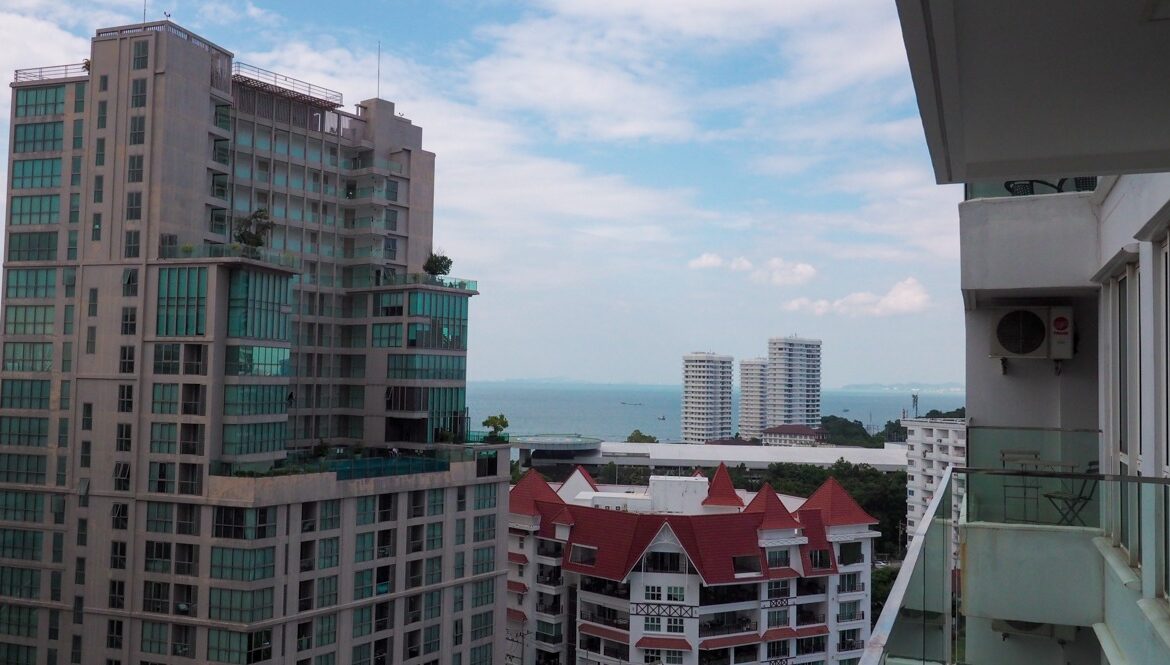 The Cliff Residence Condo NR114 13