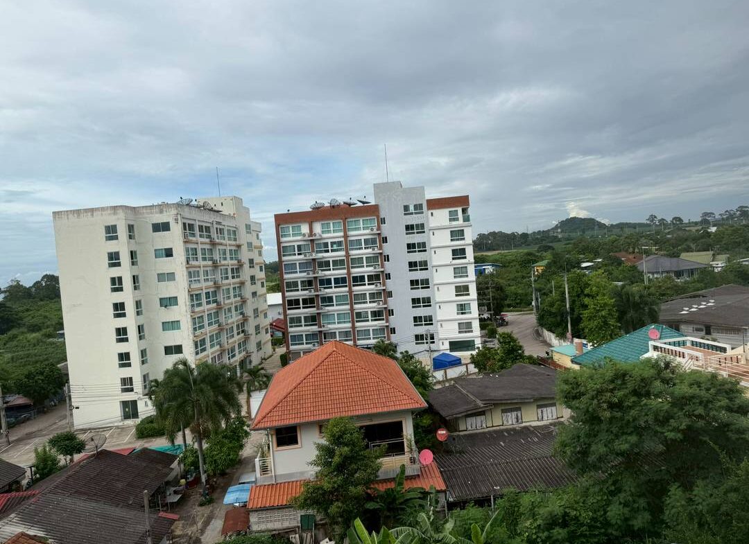 Sea Saran Condo NR123 1