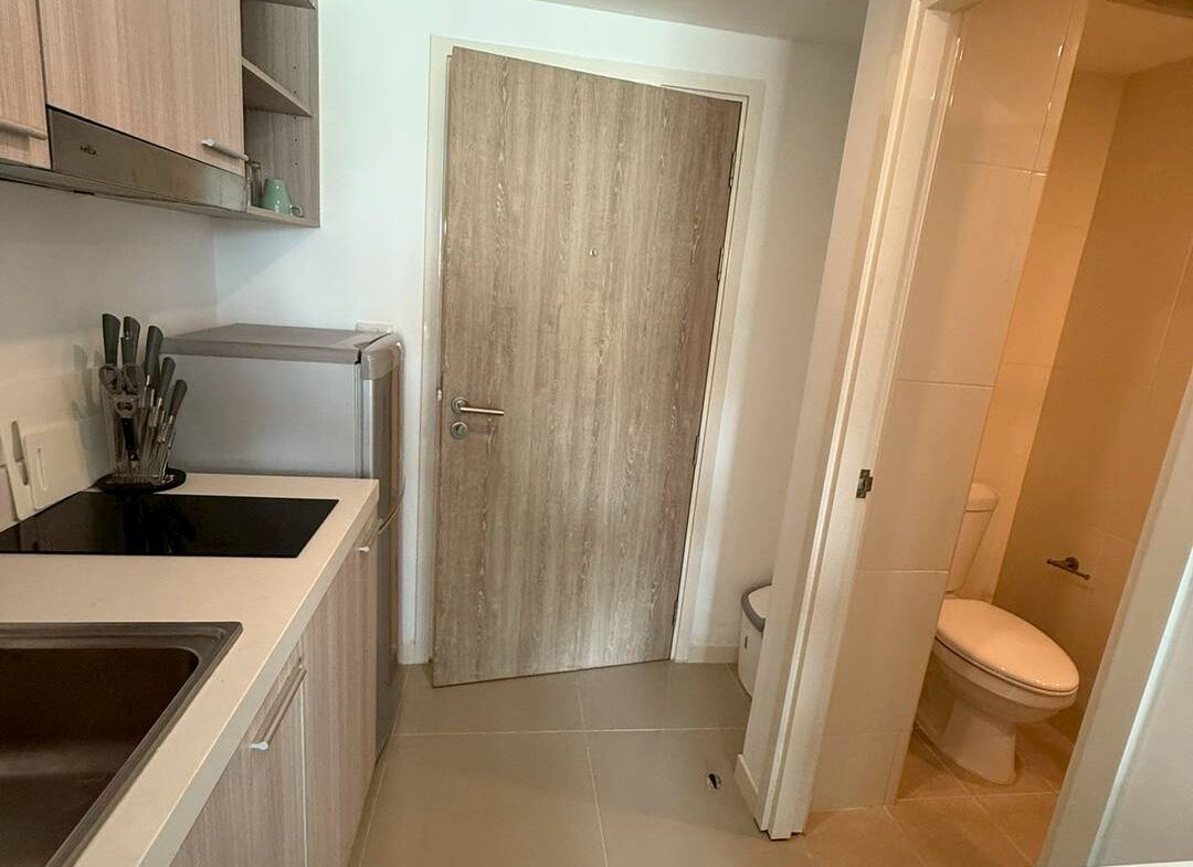 Sea Saran Condo NR123 10