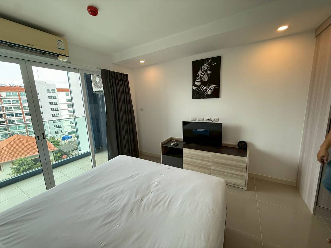 Sea Saran Condo NR123 7
