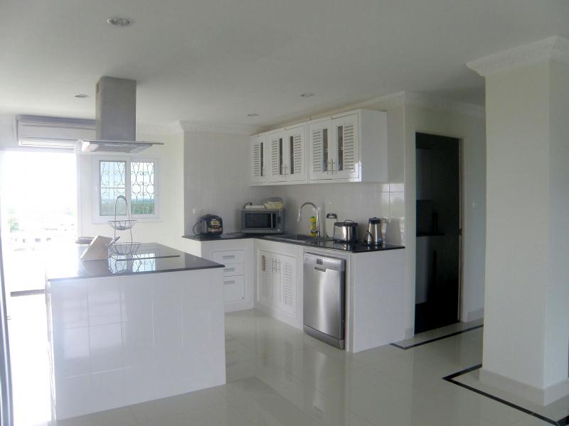 Sompong Condo 4br 315sqm 8