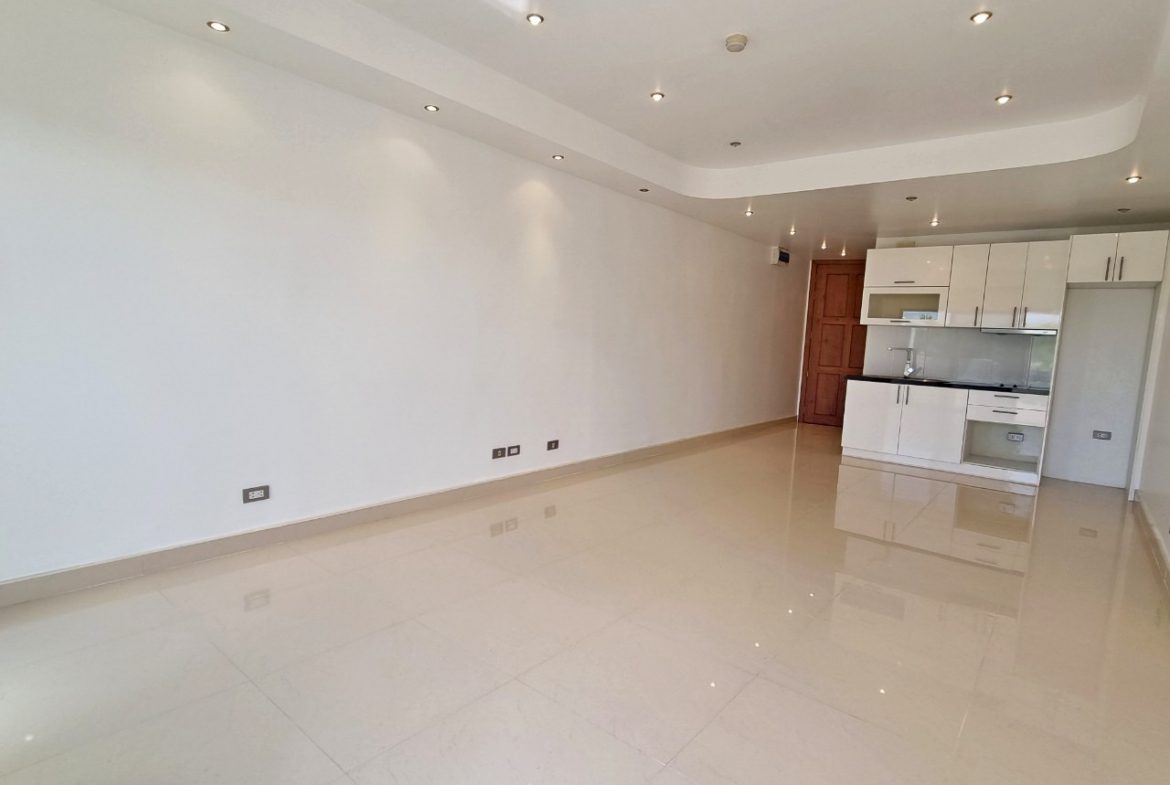 VIP Condochain Pattaya 0br 40sqm 2