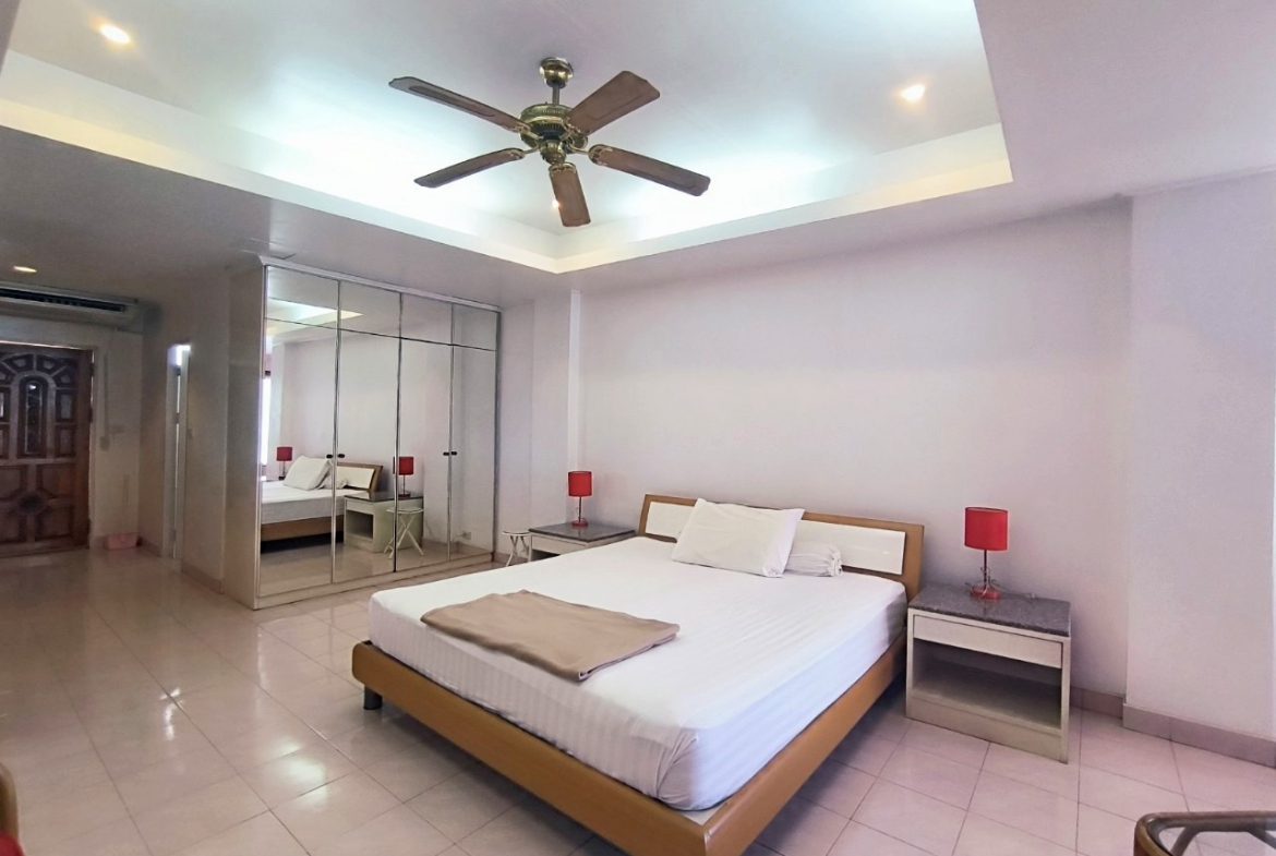 Sompong Condo 2br 79sqm 1