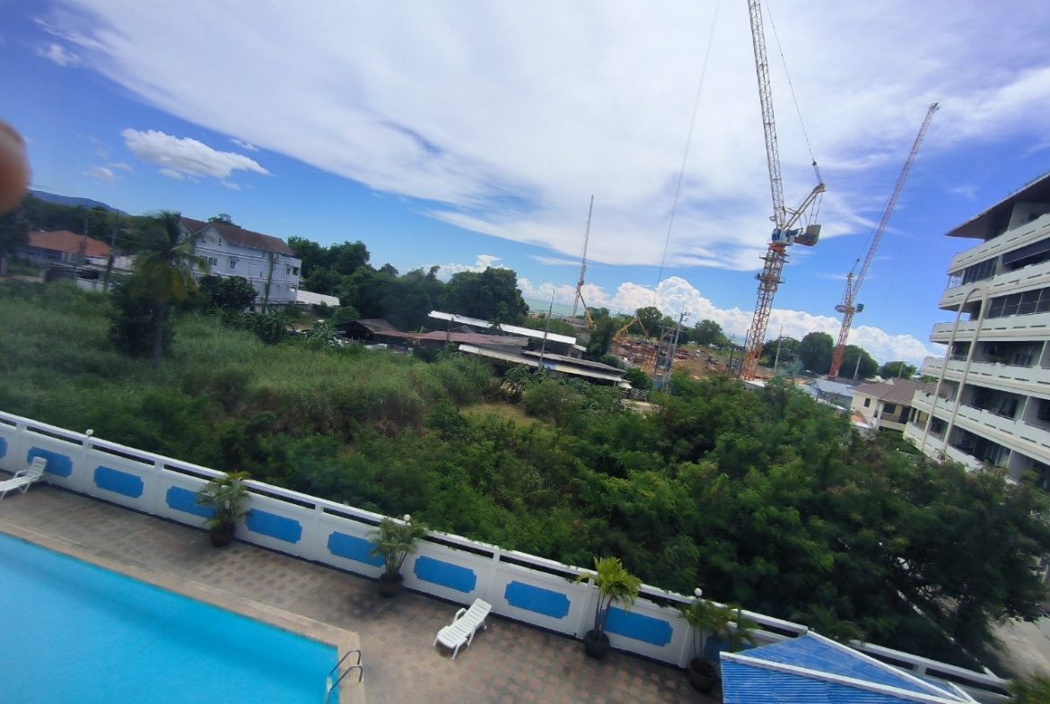 Sompong Condo 2br 174sqm 3