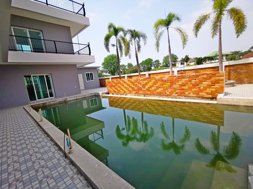 Phoenix Golf Course 5br sqm 3