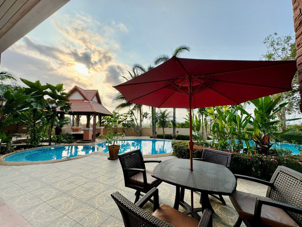 Phoenix Gold Golf & Country Club 4br 550sqm 6