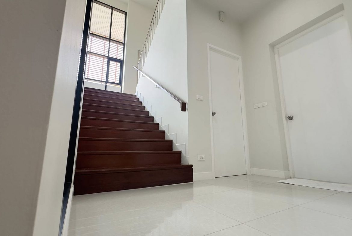 BAH25584_11 Baan Talay Pattaya 4br 500sqm 12