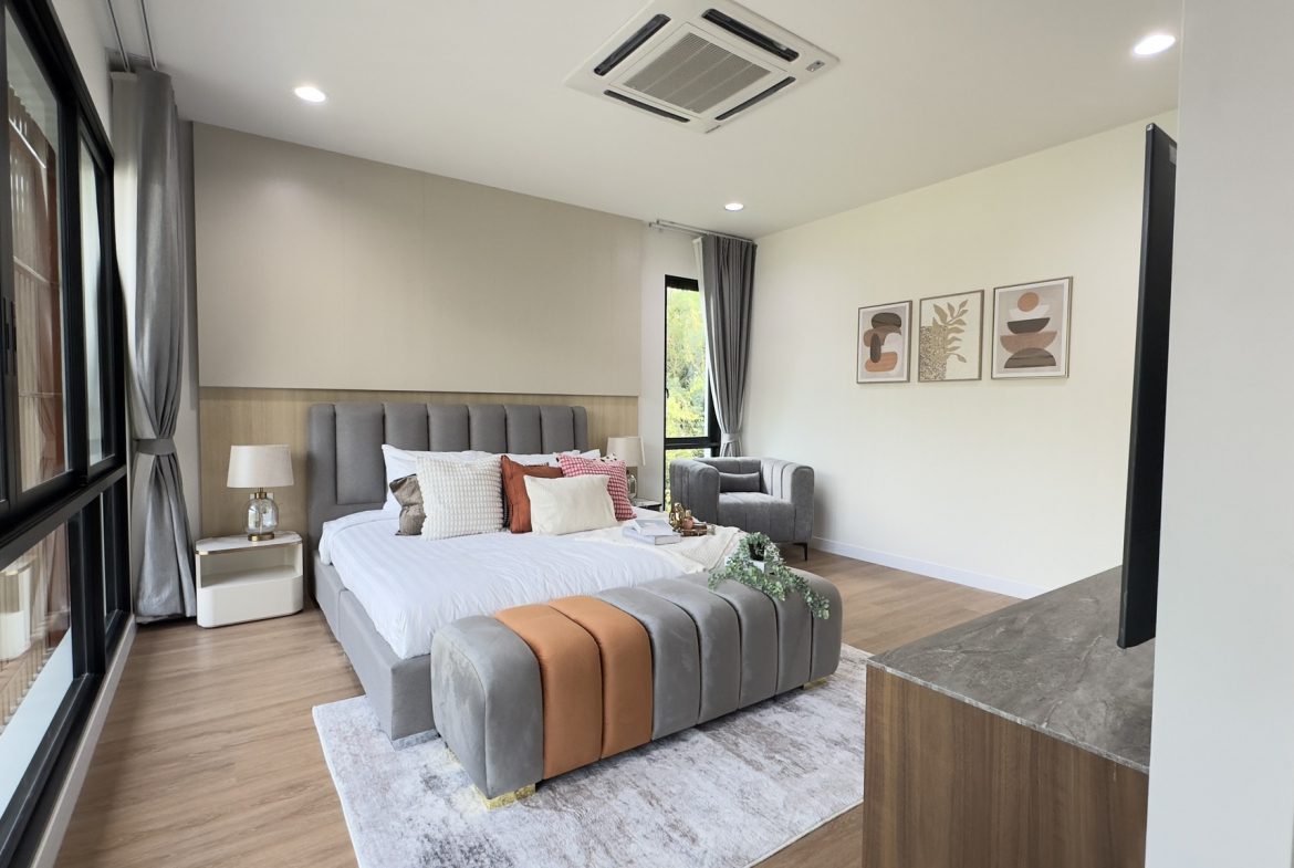 BAH25584_15 Baan Talay Pattaya 4br 500sqm 16