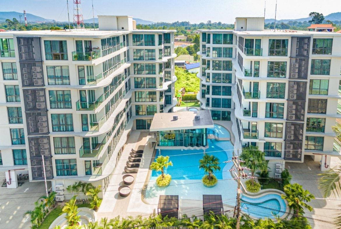 Sea Zen Condominuim 2br 63