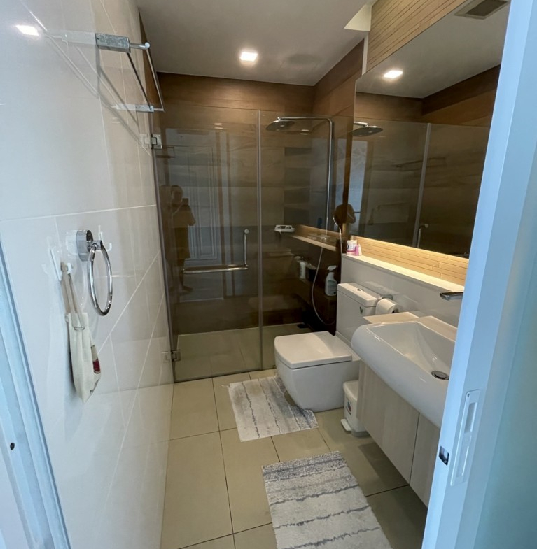 Del Mare Bangsaray Beachfront 2br 82