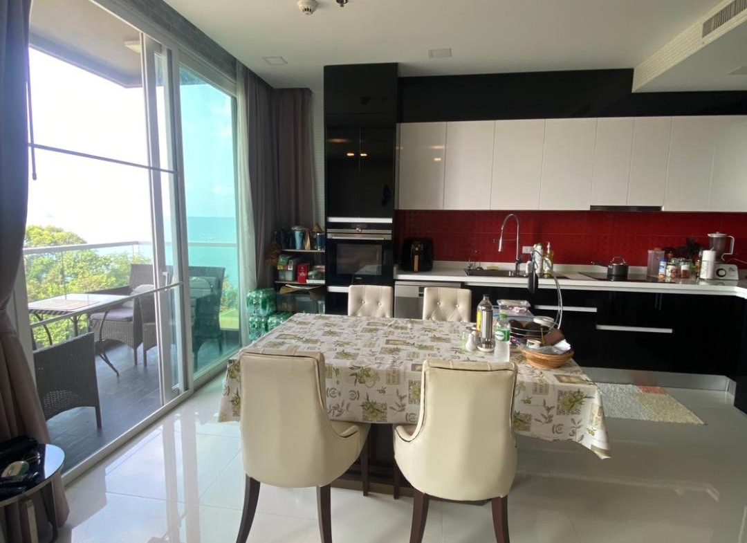 Del Mare Bangsaray Beachfront 2br 82