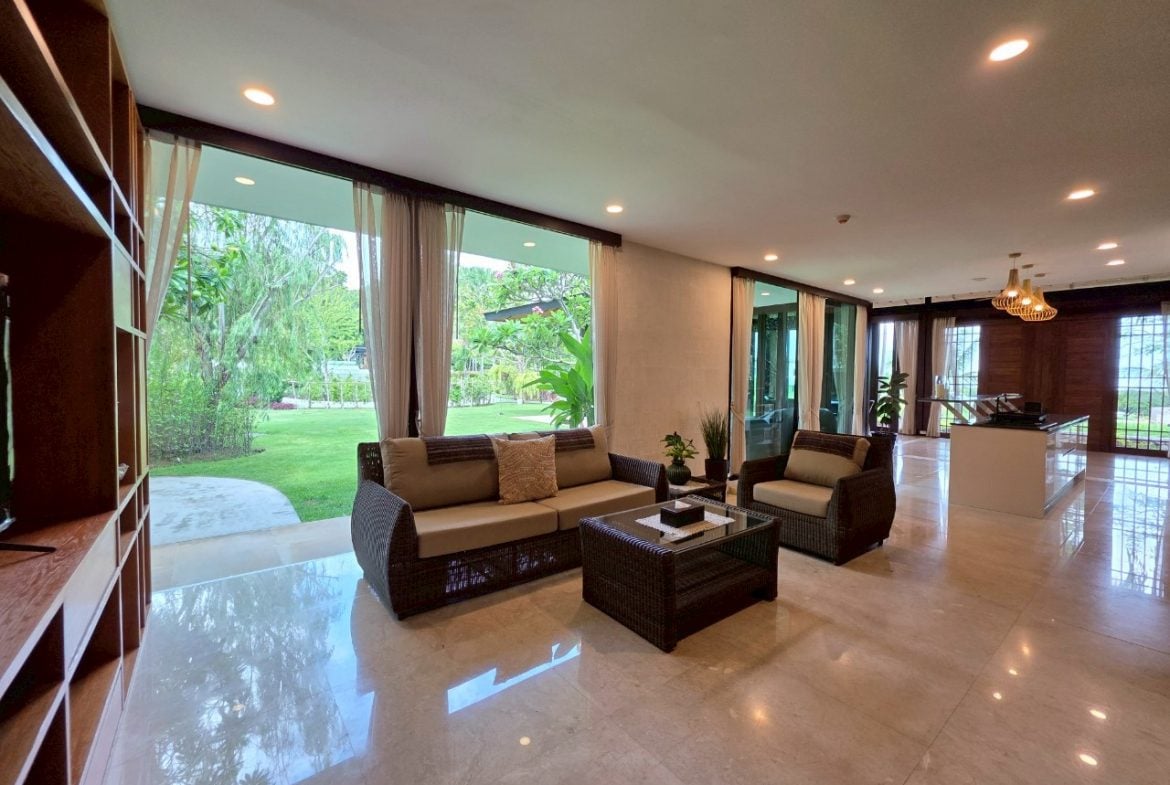 Bangsaray Heights Condominium 2br sqm 16