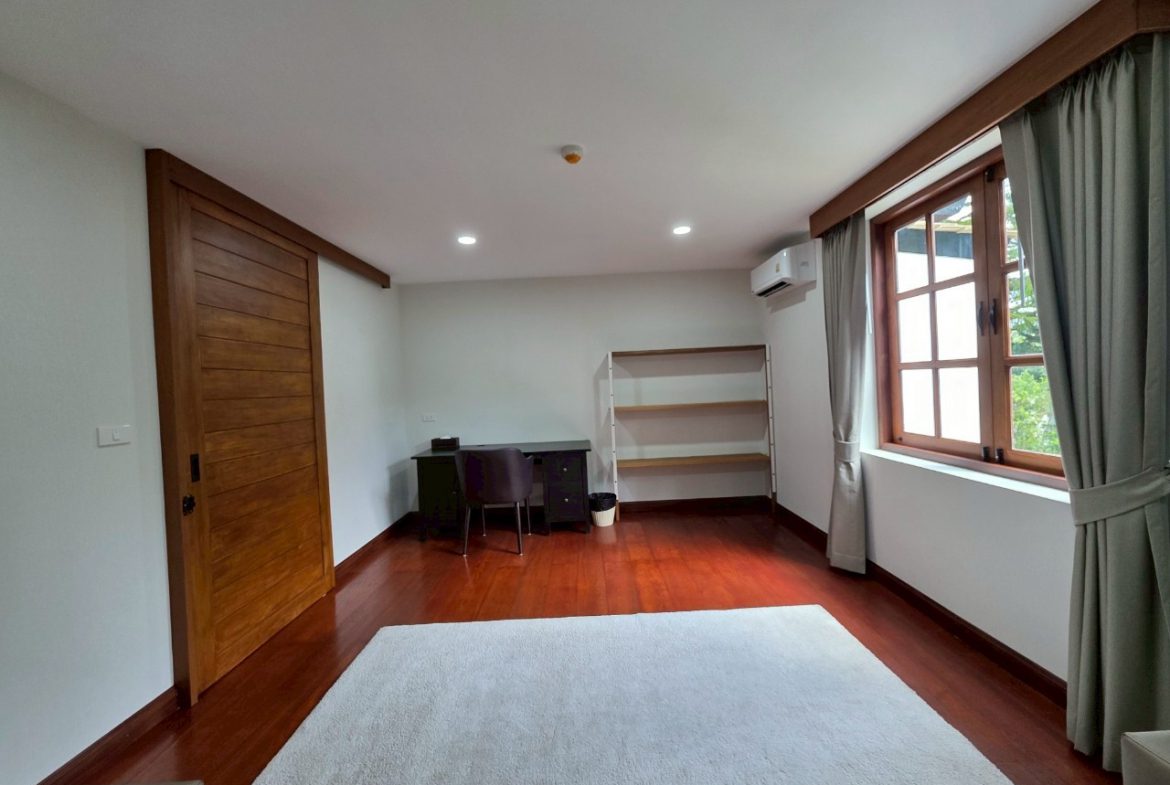 Bangsaray Heights Condominium 2br sqm 18