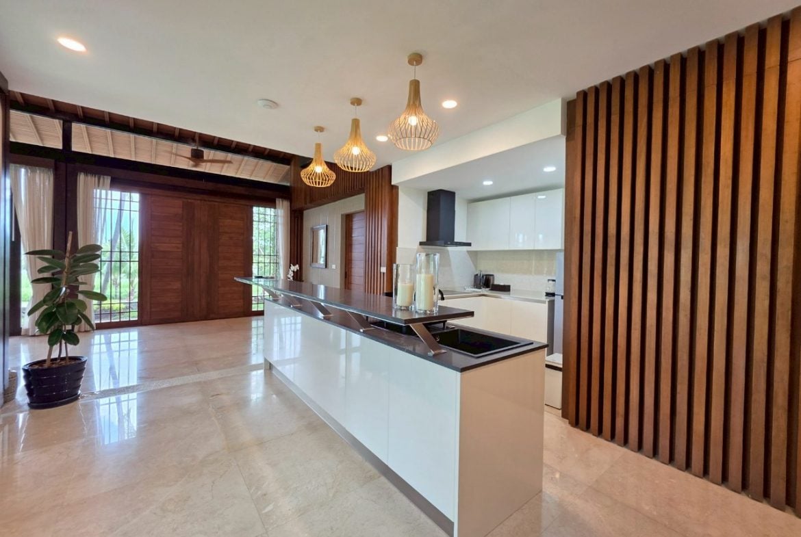 Bangsaray Heights Condominium 2br sqm 8