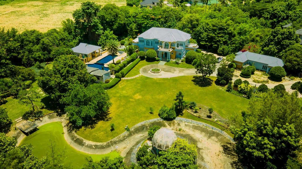 Без комплекса 8br 1570sqm 1