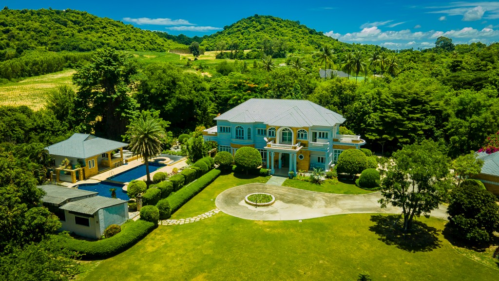 Без комплекса 8br 1570sqm 3