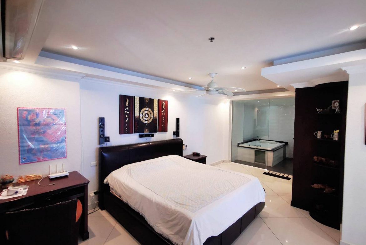 View Talay Condo 6 2br 153sqm 15
