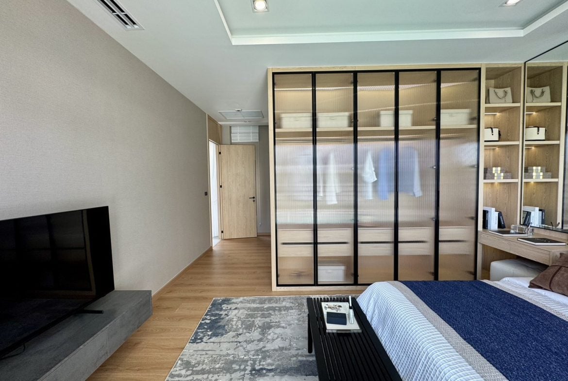 LUXURY VISTA VILLA 5br 374sqm 11