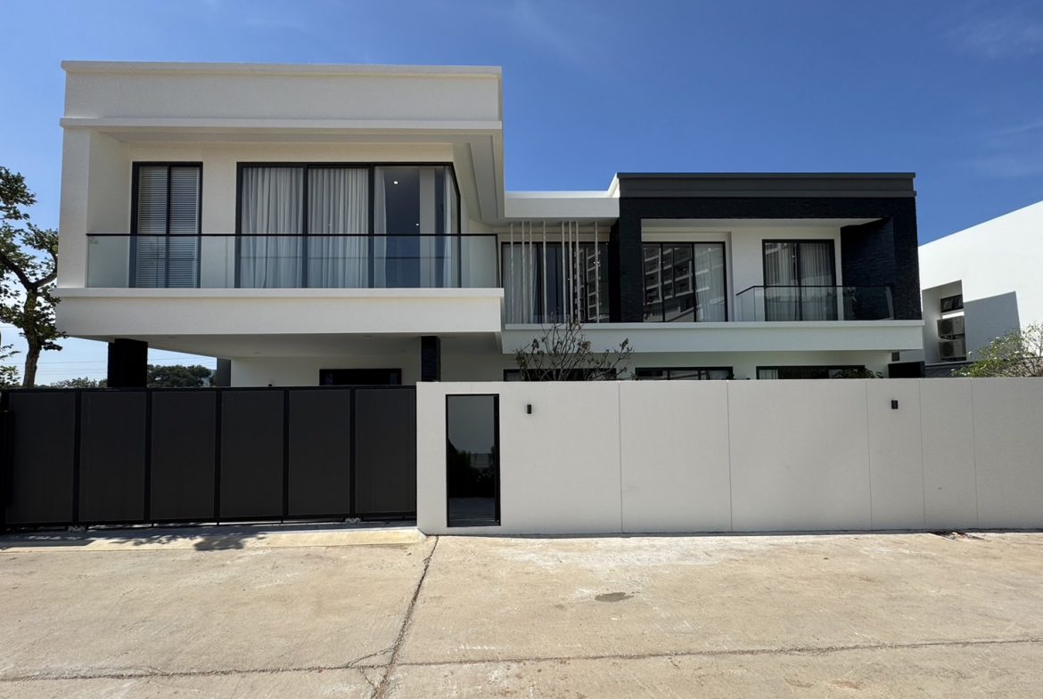 LUXURY VISTA VILLA 5br 374sqm 1