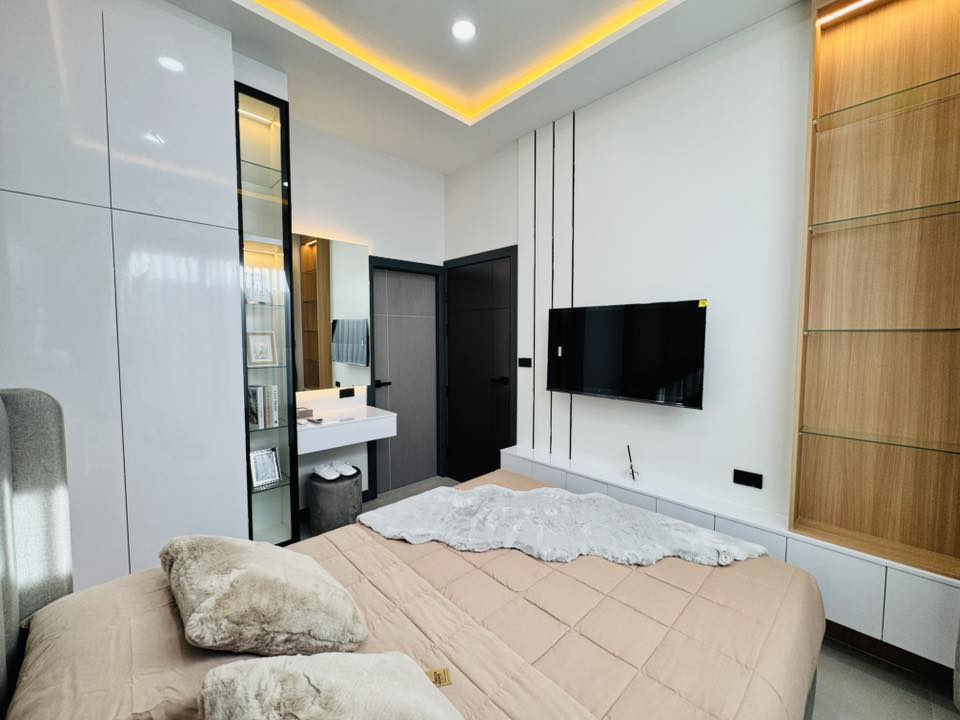 Без комплекса 3br 210sqm 20