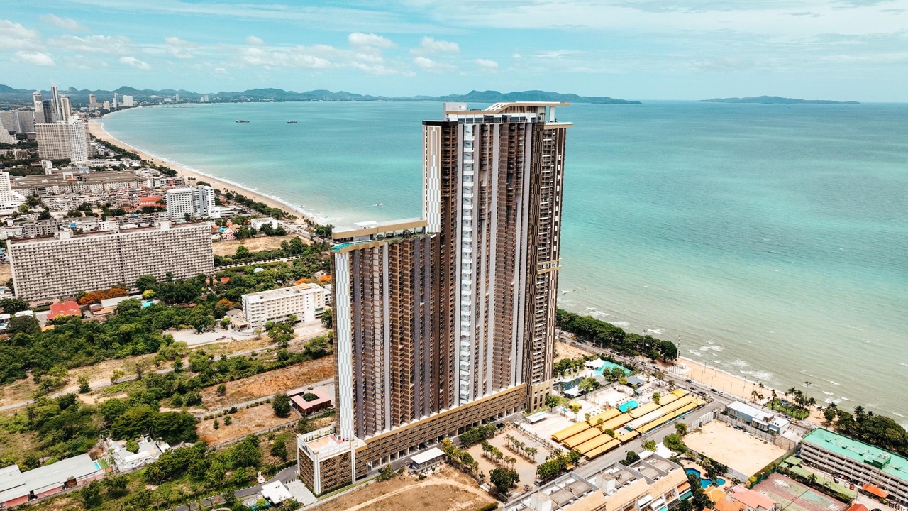 Copacabana beach Jomtien Pattaya copterview