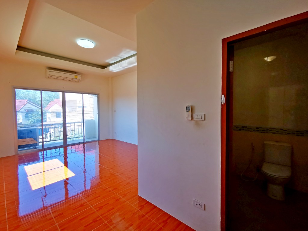 Без комплекса 3br 180sqm 10