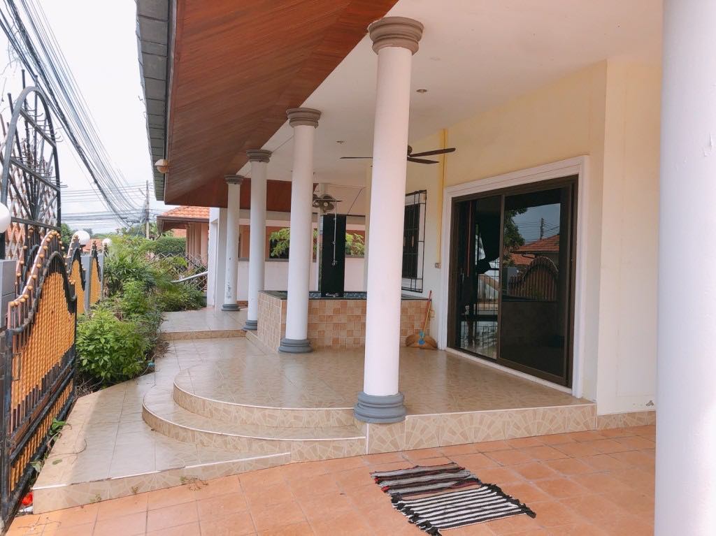 Eakmongkol 4 2br sqm 2