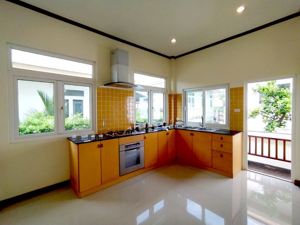 EPH23391_13 Amorn Village 3br sqm 8