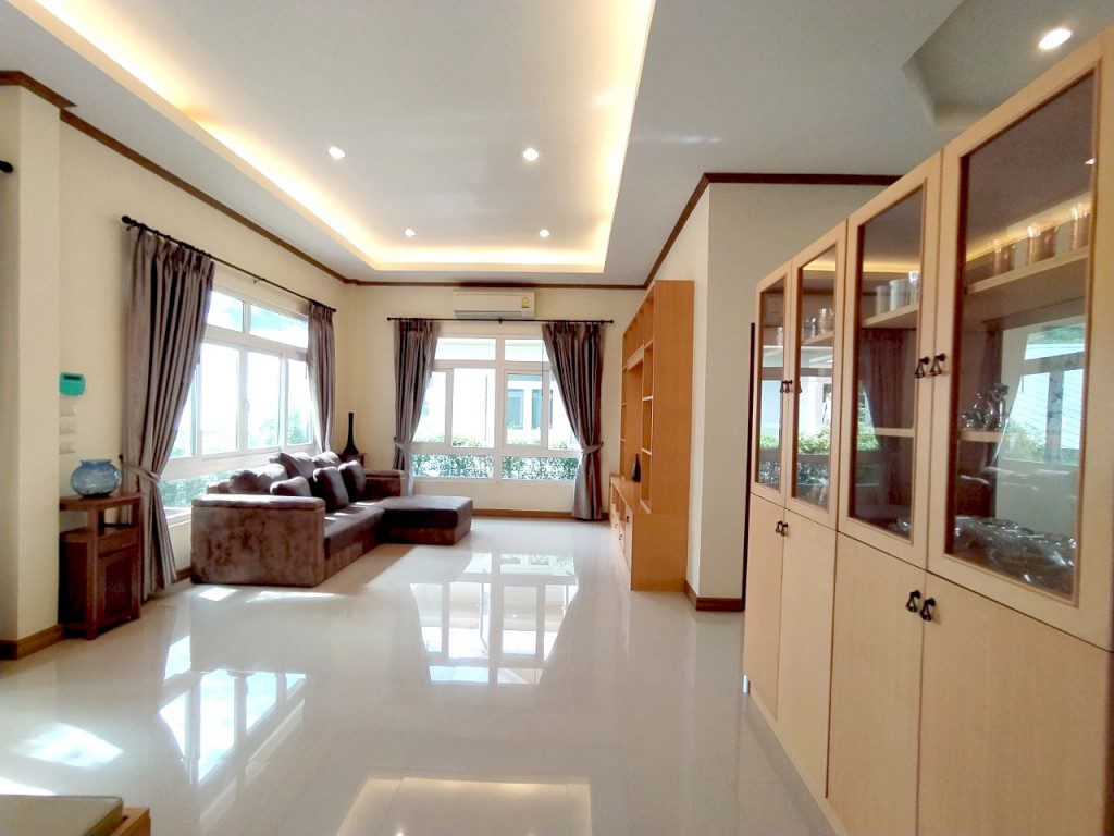 Amorn Village 3br sqm 3