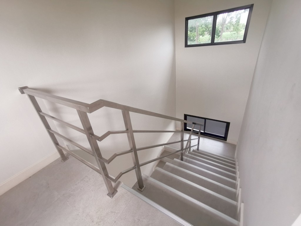 Без комплекса 4br 220sqm 8