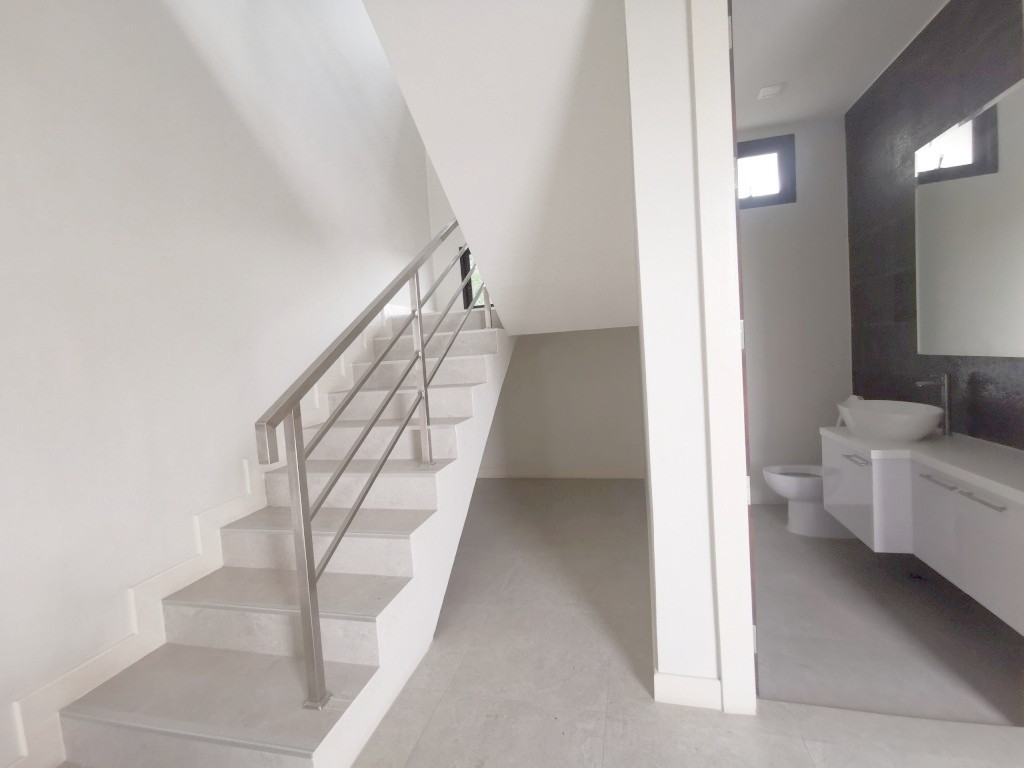 Без комплекса 4br 220sqm 9