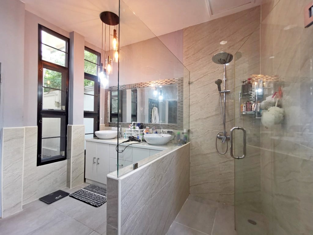 Baan Anda 3br 330sqm 12