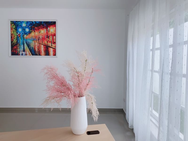 EPH24391_1 Temple Lake Village 6br sqm 17