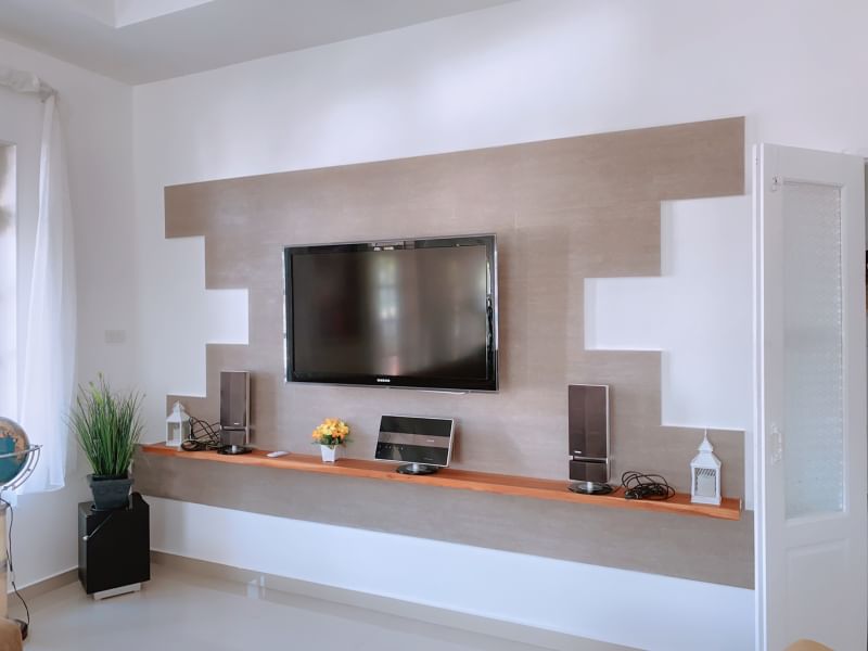 EPH24391_8 Temple Lake Village 6br sqm 4